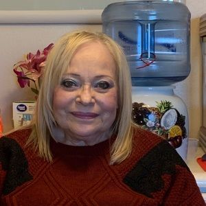 Meet your Posher, Joan